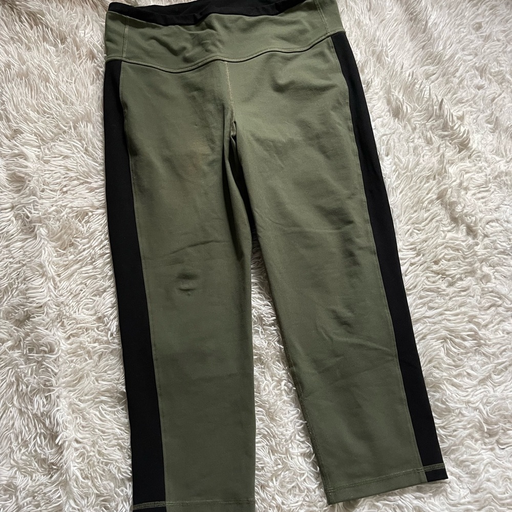 Old navy capris